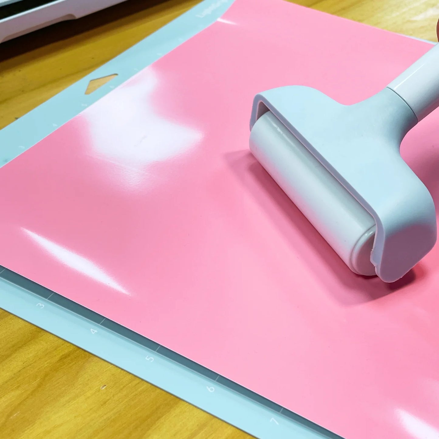 1pc/2p Rubber Roller For Cricut/Silhouette Crafts, Works With Iron On, Vinyl, Reusable Rubber Roller for craft and DIY projects